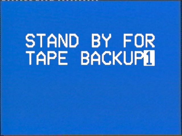 Crítica de Stand by for tape back-up: Memória em VHS (Stand by for tape back-up, Ross Sutherland, 2015, 63…