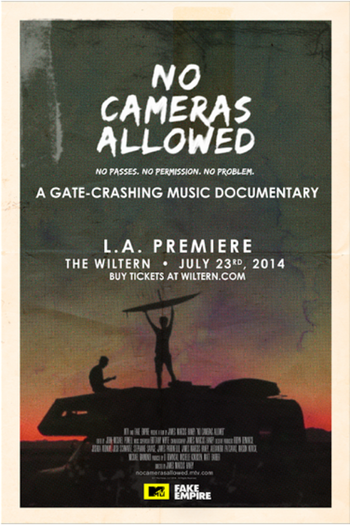 Poster de Filme No Cameras Allowed - É Proibido Filmas (2014)