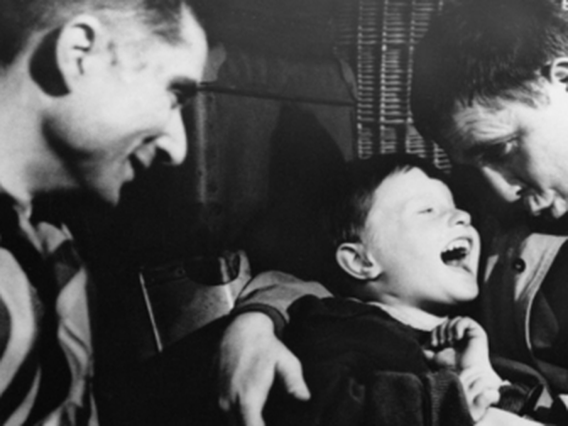 Foto 6 de Naked Among Wolves