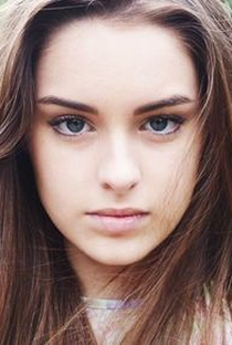 Isabella Moreira - Poster 1