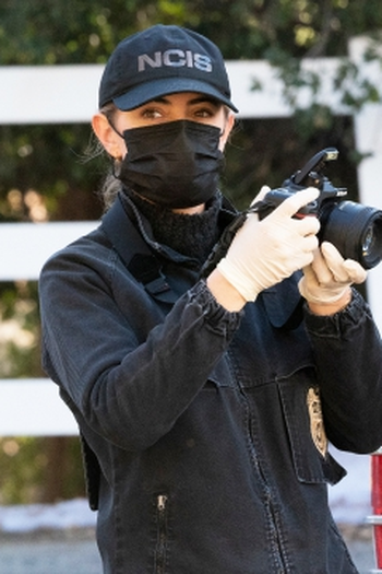 Poster de Episódio The First Day (2021)