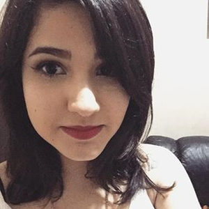 Foto de perfil de Cláudia