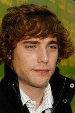 Dustin Milligan