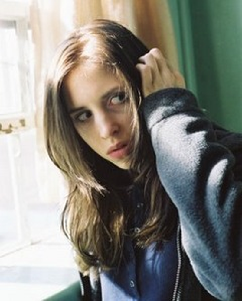 Emily Perkins - Foto 10
