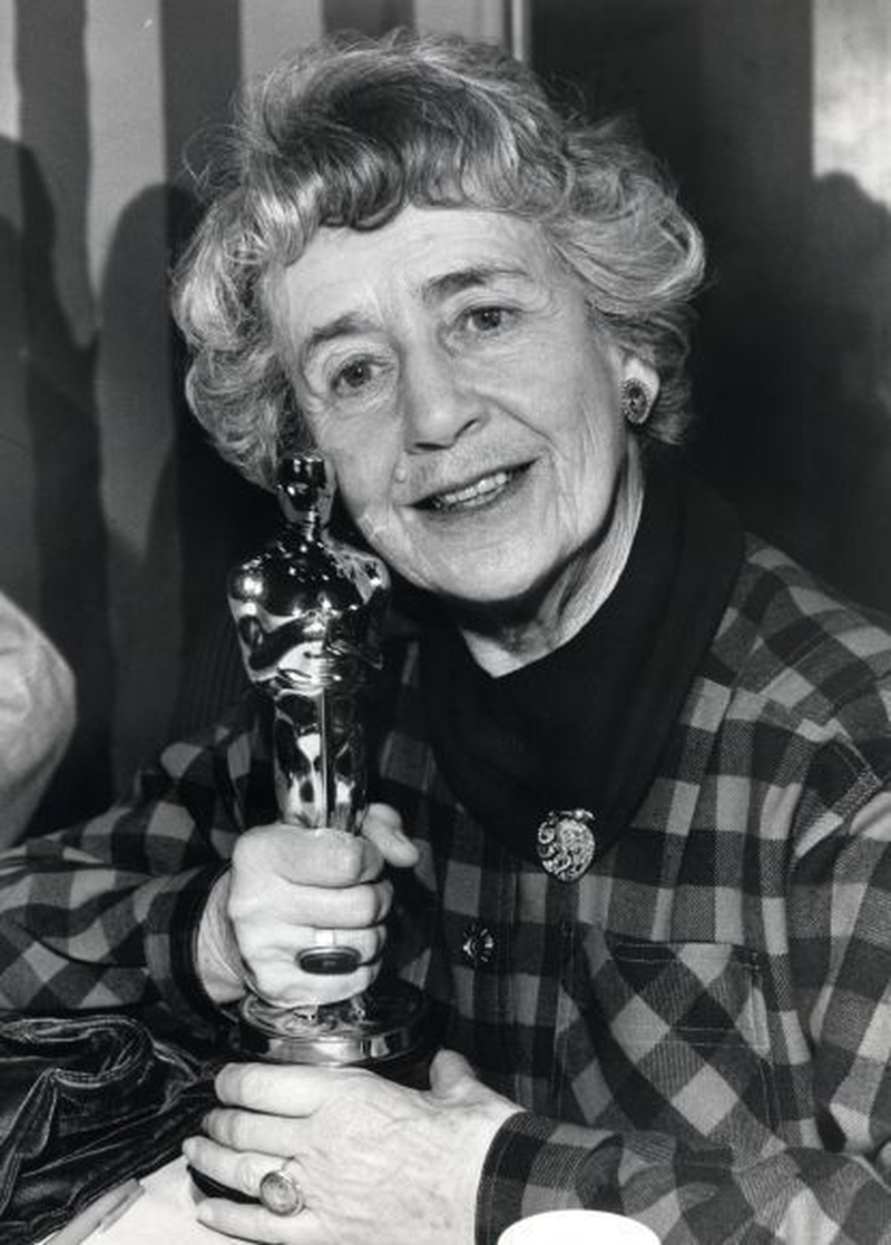 Peggy Ashcroft - Foto 1