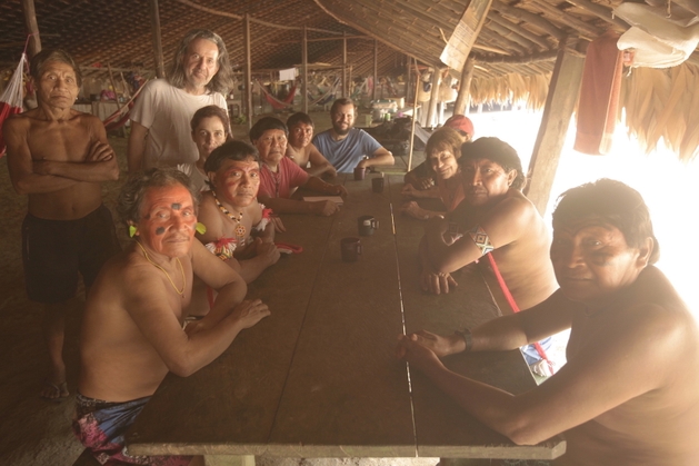 Assista trailer de "Gyuri", sobre a fotógrafa Andajur com os Yanomami