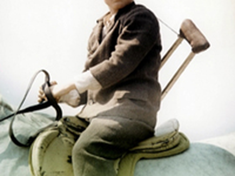 Foto 9 de Jumping Over Puddles