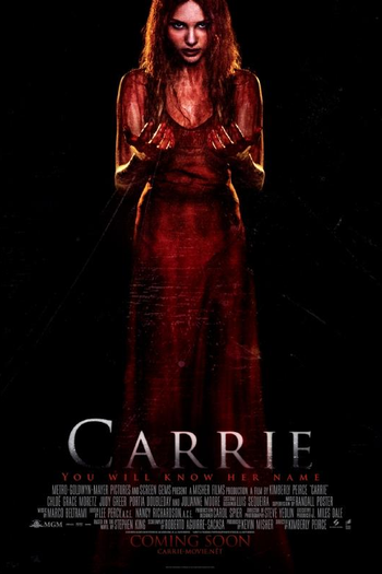  de Filme Carrie, a Estranha (2013)