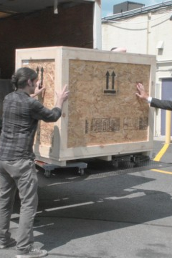 Poster de Episódio How To Track Your Package (2023)