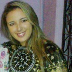 Foto de perfil de Júlia Queiroz