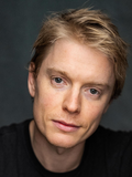 Freddie Fox (IV)