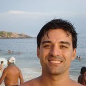 Foto de perfil de Carlos Lyra