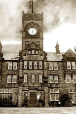 Mental: A History of the Madhouse (Mental: A History of the Madhouse)