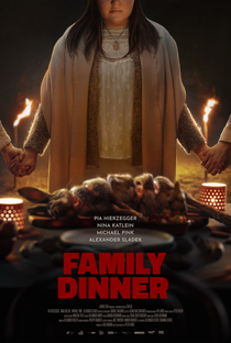 Family Dinner - Poster / Capa / Cartaz - Oficial 1