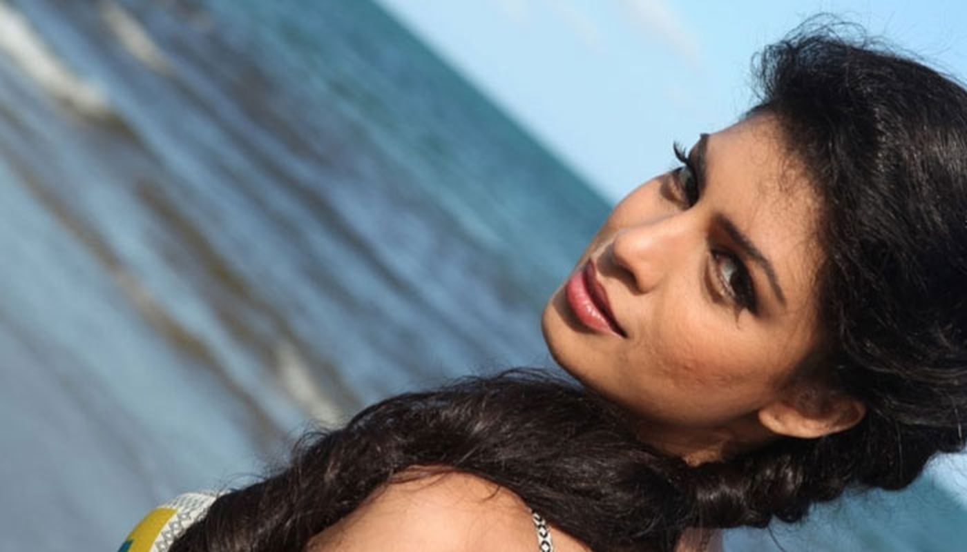 Tina Desai - Foto 8