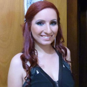 Foto de perfil de Ester Azevedo Maia