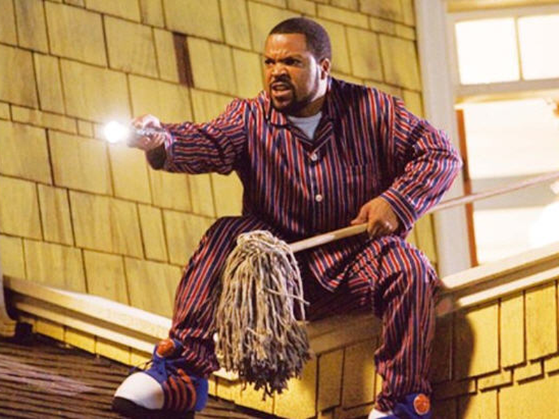 Foto 1 de Uma Casa De Pernas Pro Ar