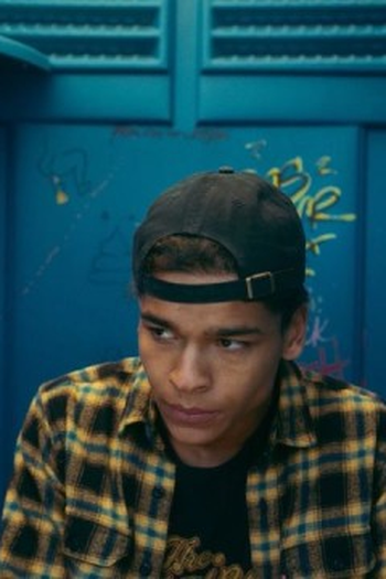 Poster de Episódio Roofing (2022)