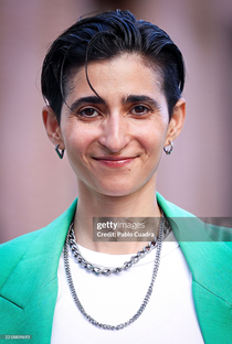 Alba Flores - Poster 1