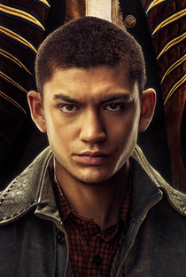 Archie Renaux - Poster 2