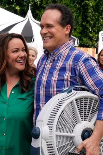 Poster de Episódio Bed, Bath & Beyond our Means (2019)