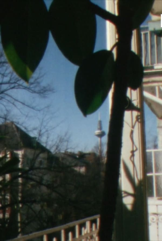Poster 1 de Curta Views I + II (1990)