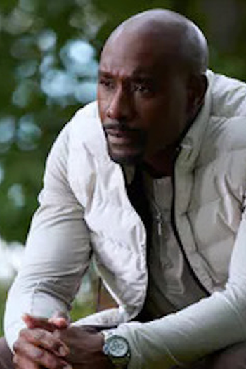 Poster de Episódio Things Fall Apart (2022)