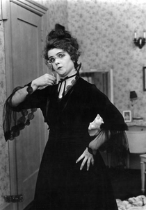 Betty Takes a Hand (Betty Takes a Hand)