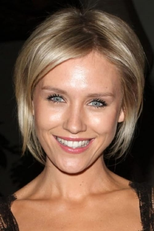 Nicky Whelan (I)