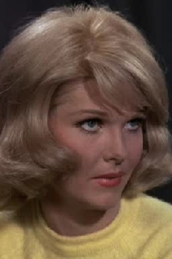 Poster de Episódio I Look Better in Basic Black (1966)