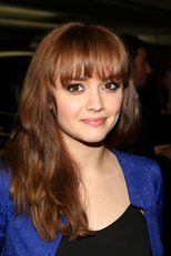 Olivia Cooke (II)