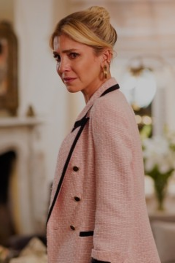 Poster de Episódio 4. Bölüm (2021)