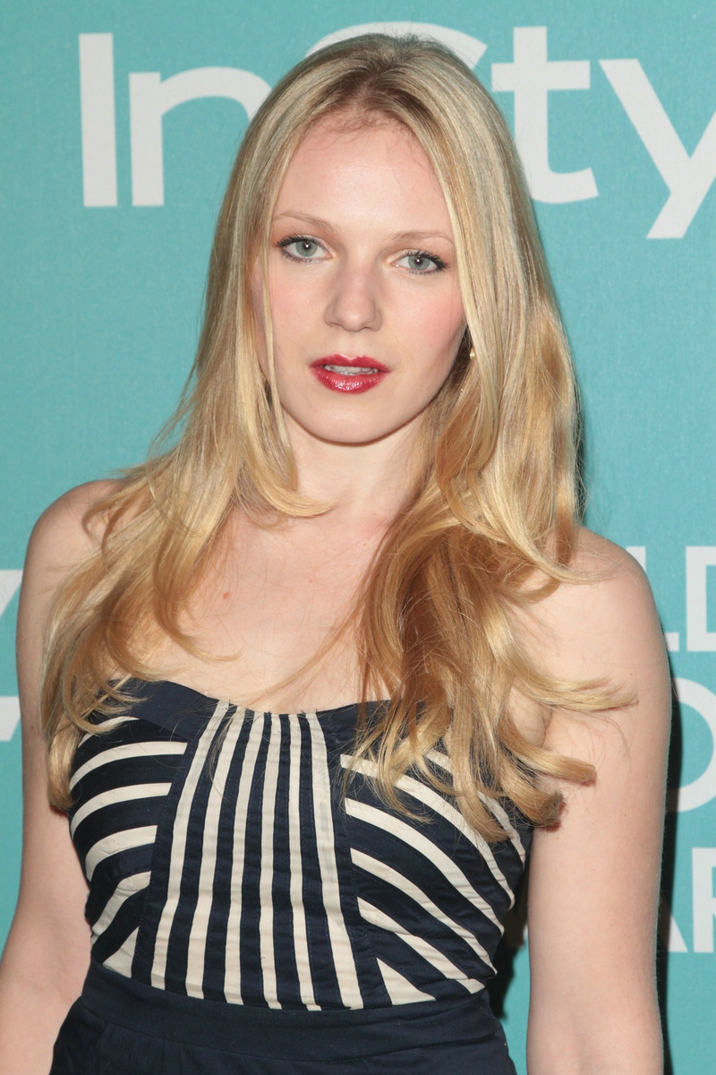 Emma Bell (I) - Foto 2