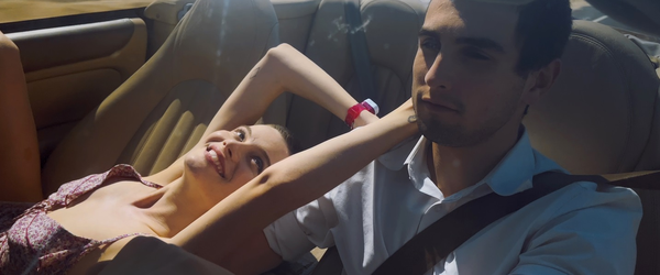 'June e John' marca volta de Luc Besson às suas raízes criativas