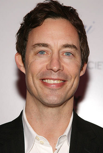 Tom Cavanagh - Poster 1