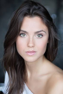 Poppy Drayton - Poster 1