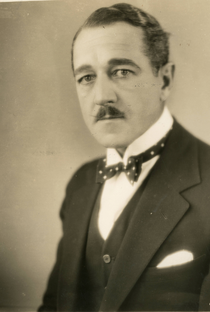 Crauford Kent - Poster 1