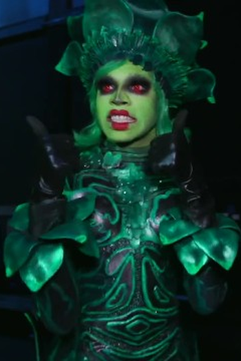 Poster de Episódio Yvie Oddly (2020)