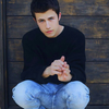 Dylan Minnette - Foto 3