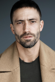 Tiago Correa - Poster 1