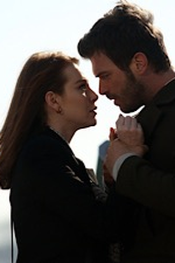 Poster de Episódio 13. Bölüm (2019)