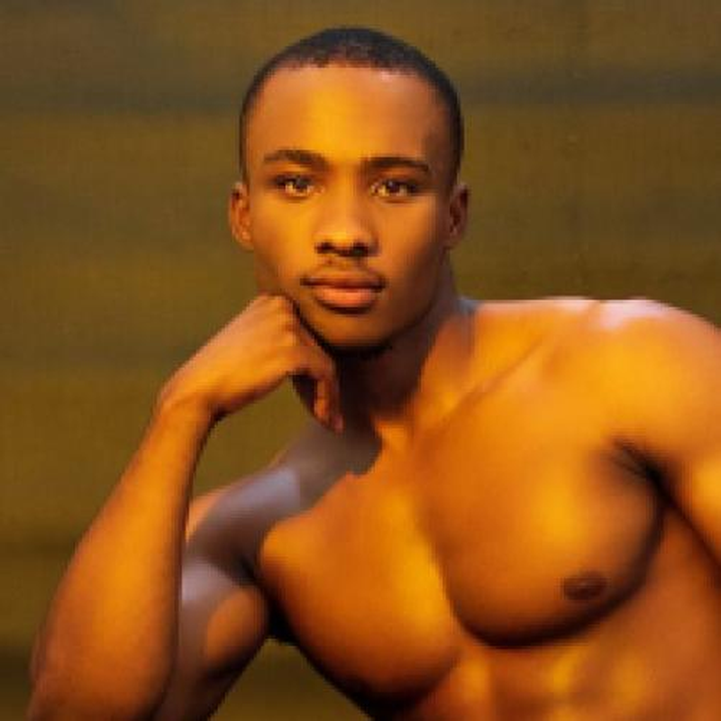 Zamani Mbatha - Foto 1