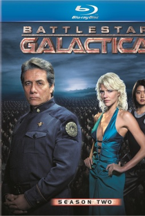 Battlestar Galactica (2ª Temporada) - Poster / Capa / Cartaz - Oficial 10
