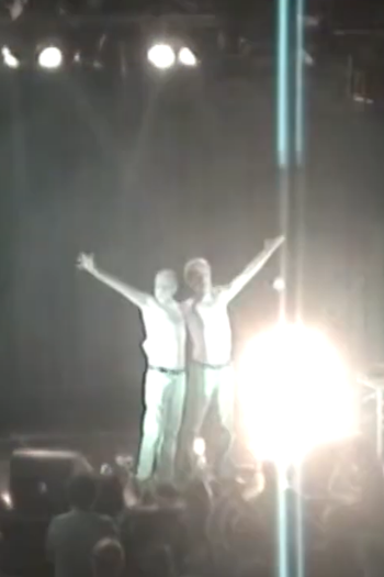 Poster de Filme Whitehouse: LA 124 (2004)