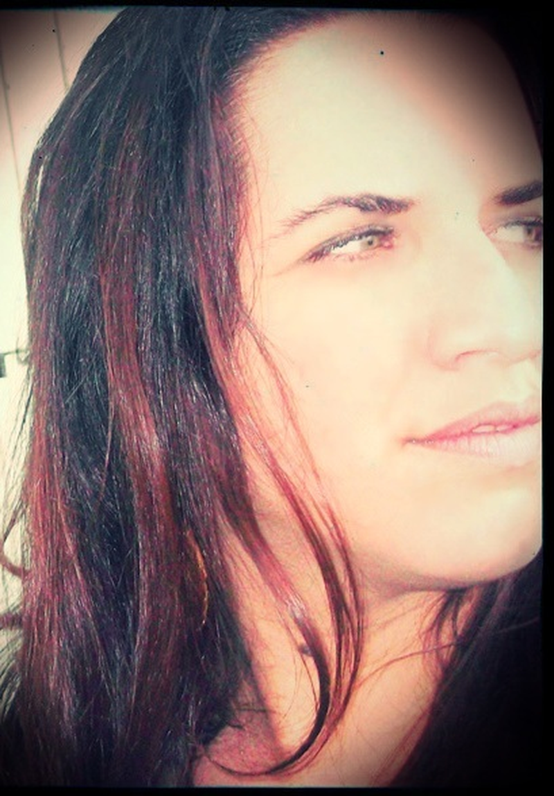 Danielle Santana - Foto 1