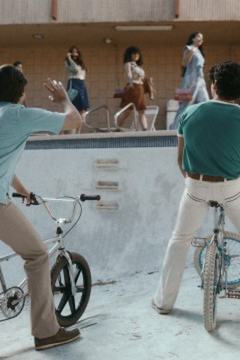 Poster de Episódio Rich White People (2024)