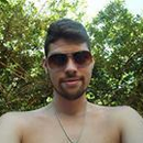 André