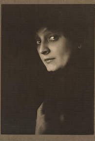 Vera Pearce (I)
