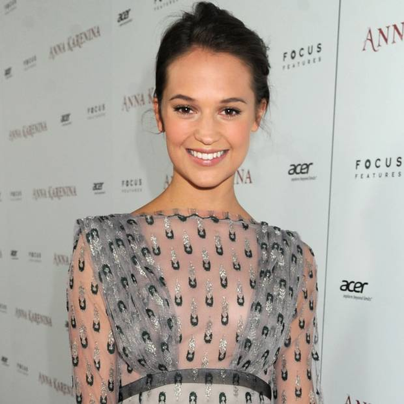 Alicia Vikander - Foto 17