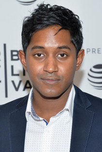 Giri Tharan (I) - Poster 1